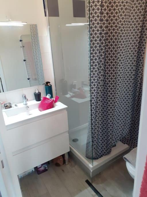 Superbe Petit Studio Plein Centre Ville Figeac Ngoại thất bức ảnh